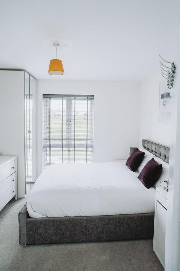 Deluxe 2 Bed Flat In Patchway Near Aztec West And Cribbs Causeway Bristol Lejlighed Eksteriør billede