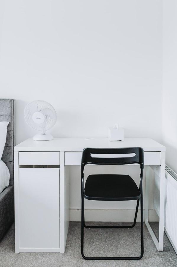 Deluxe 2 Bed Flat In Patchway Near Aztec West And Cribbs Causeway Bristol Lejlighed Eksteriør billede