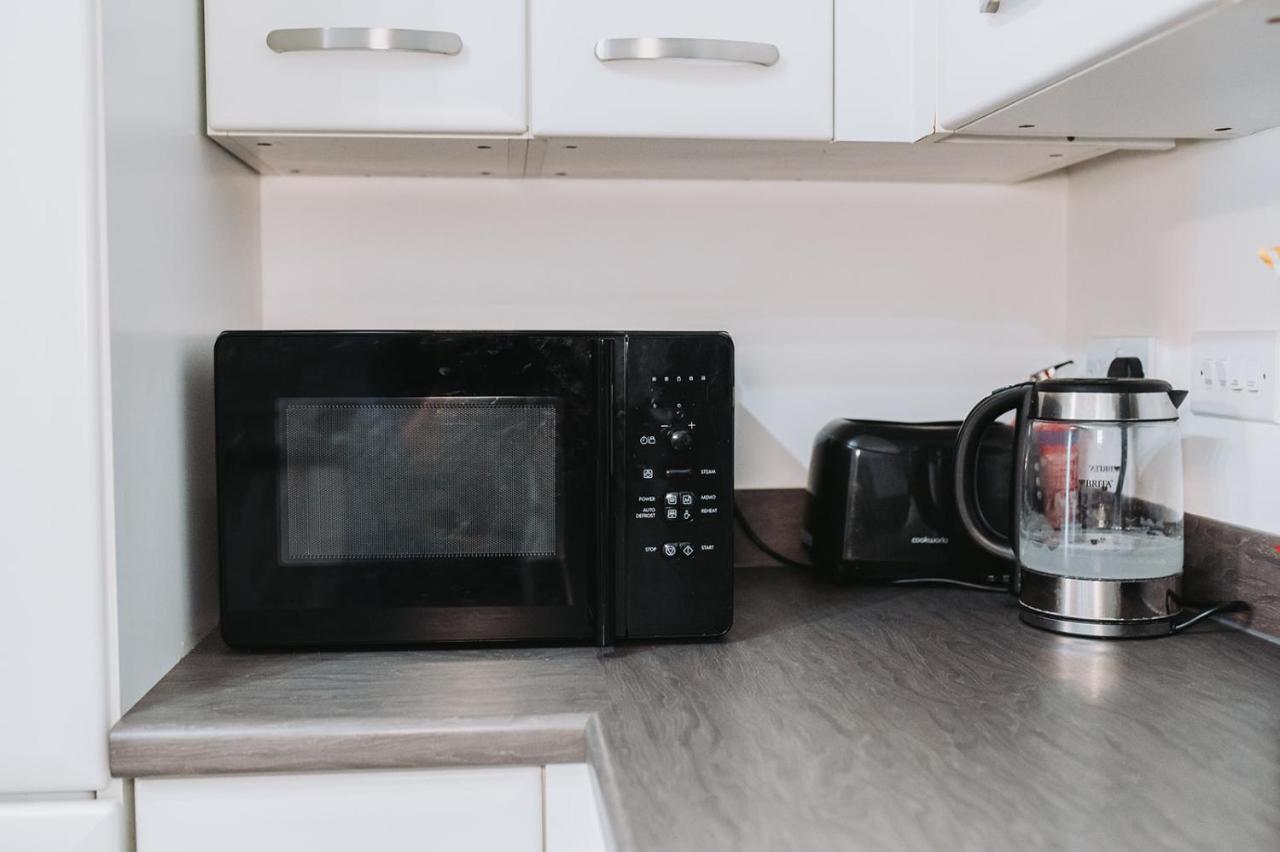 Deluxe 2 Bed Flat In Patchway Near Aztec West And Cribbs Causeway Bristol Lejlighed Eksteriør billede